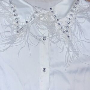 #35 ~ GRITTY SOUL White feather and crystals button down top, Size Med